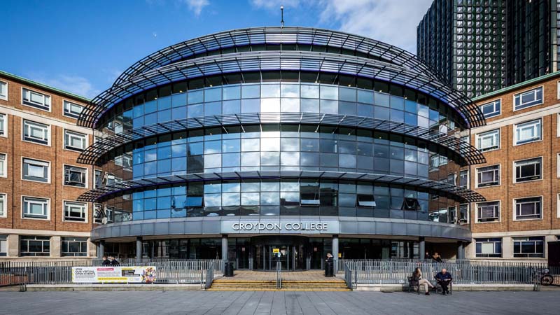 Croydon College offers game-changing Esports BTEC with support from “perfect partner”