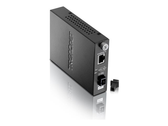 TRENDnet TFC-110 S20D3 - fibre media converter - 10Mb LAN, 100Mb LAN - TAA Compliant